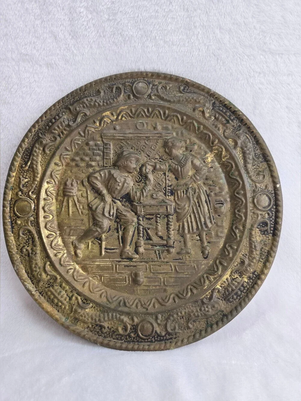 Vintage Peerage England Embossed Brass Wall Plate 9